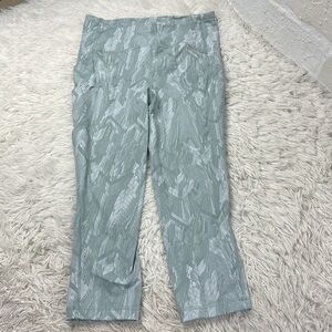 Lululemon Swift Speed HR Crop 21" Reverberate Chevron Jacquard Silver Blue White